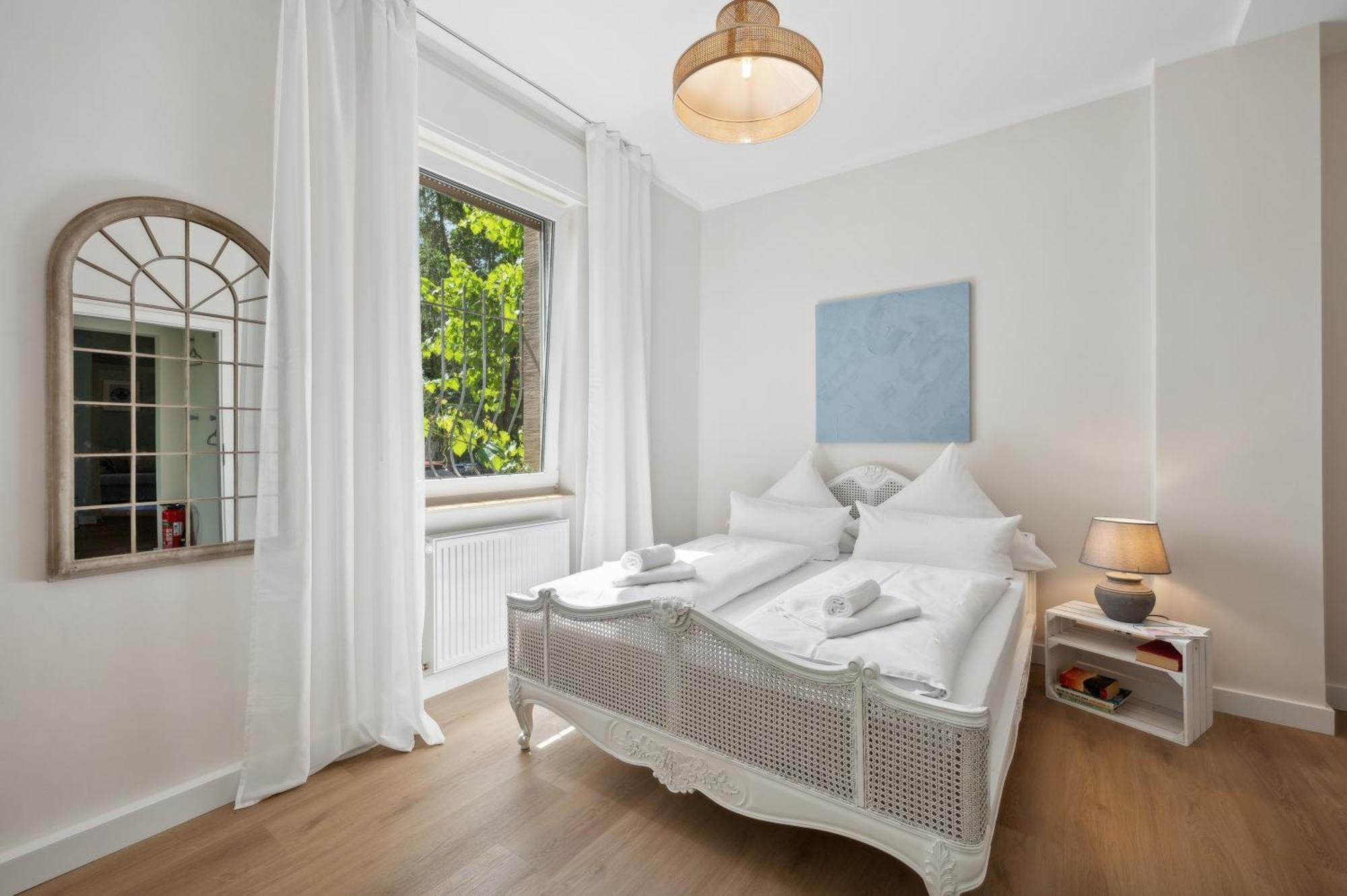 Altstadt Apartment Am Wasser Mit Parkplatz Und Riesigem Garten باد كروزناش المظهر الخارجي الصورة