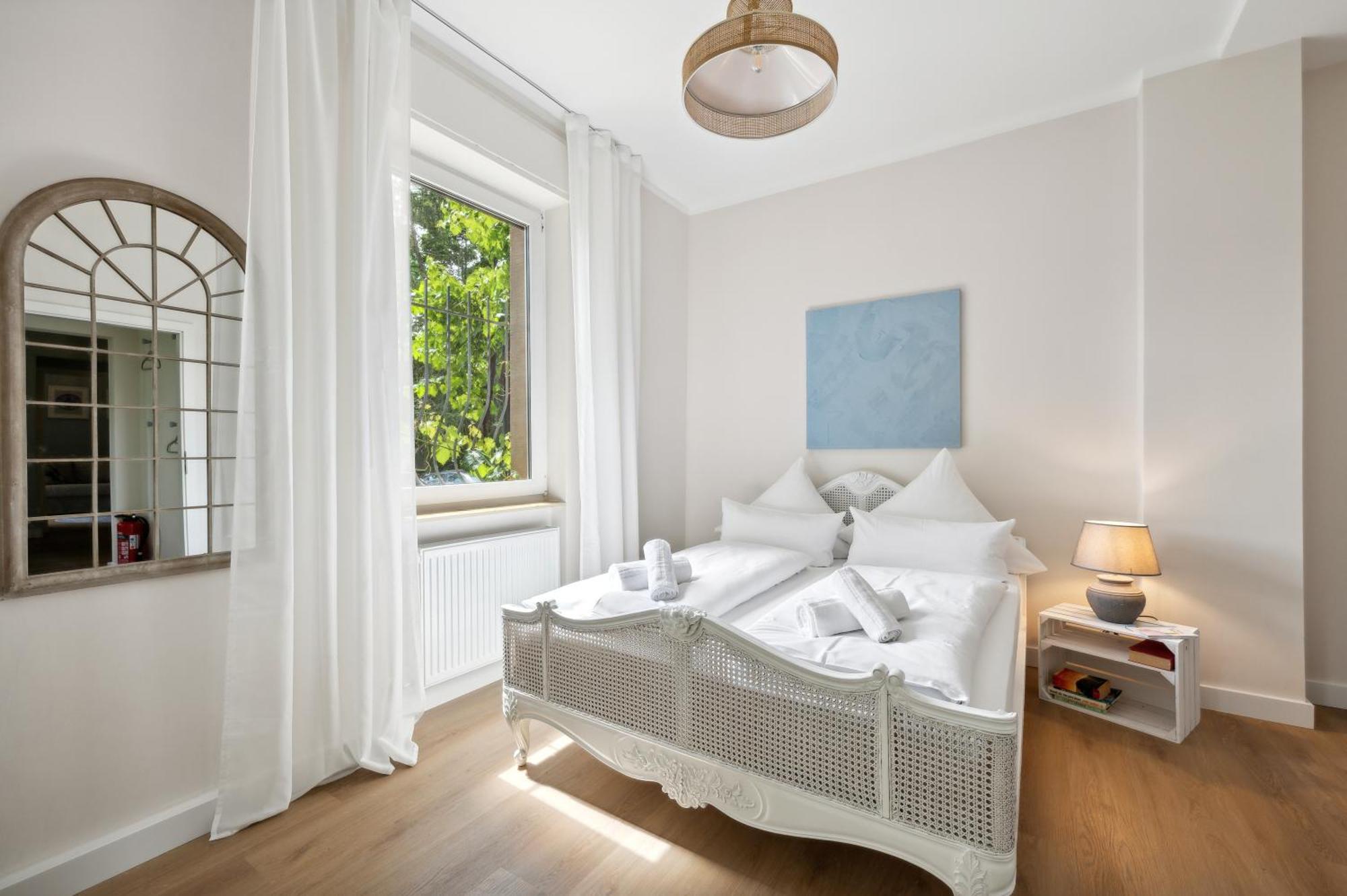 Altstadt Apartment Am Wasser Mit Parkplatz Und Riesigem Garten باد كروزناش المظهر الخارجي الصورة